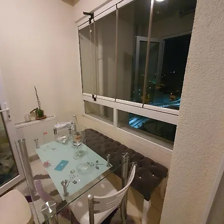 Ξενοδοχείο Private In #50 *
